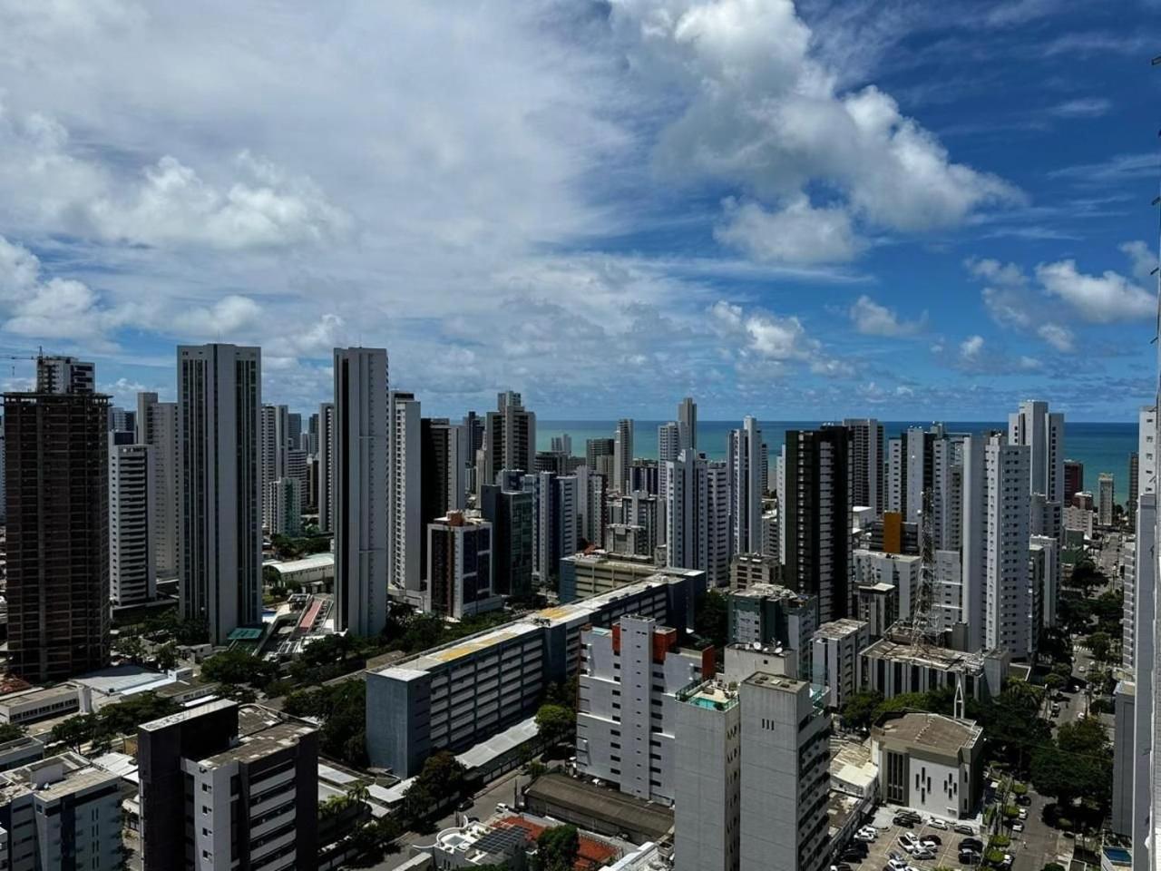 Hosts Br - Flat Class Boa Viagem Apartment *