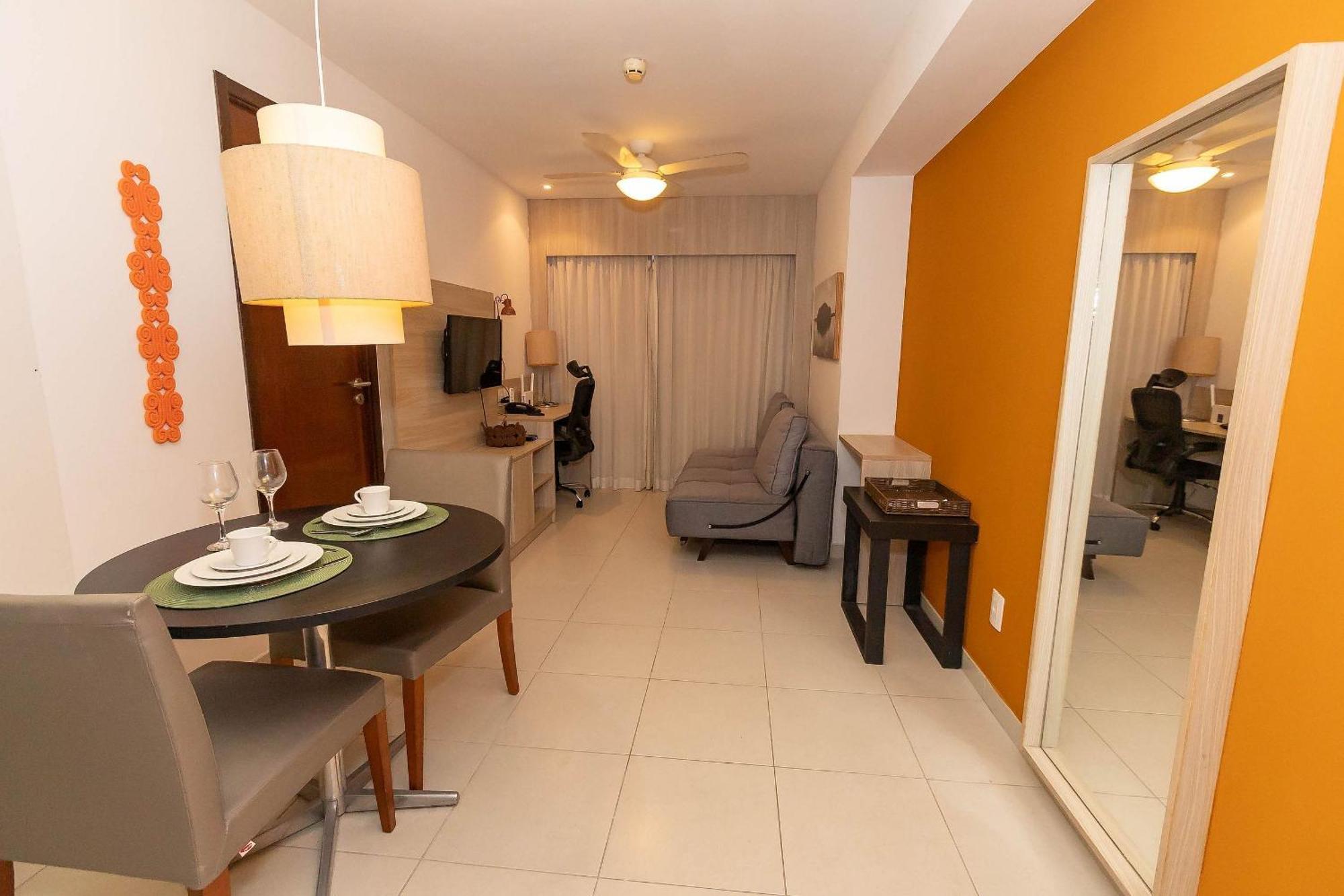 Hosts Br - Flat Class Boa Viagem Apartment Recife